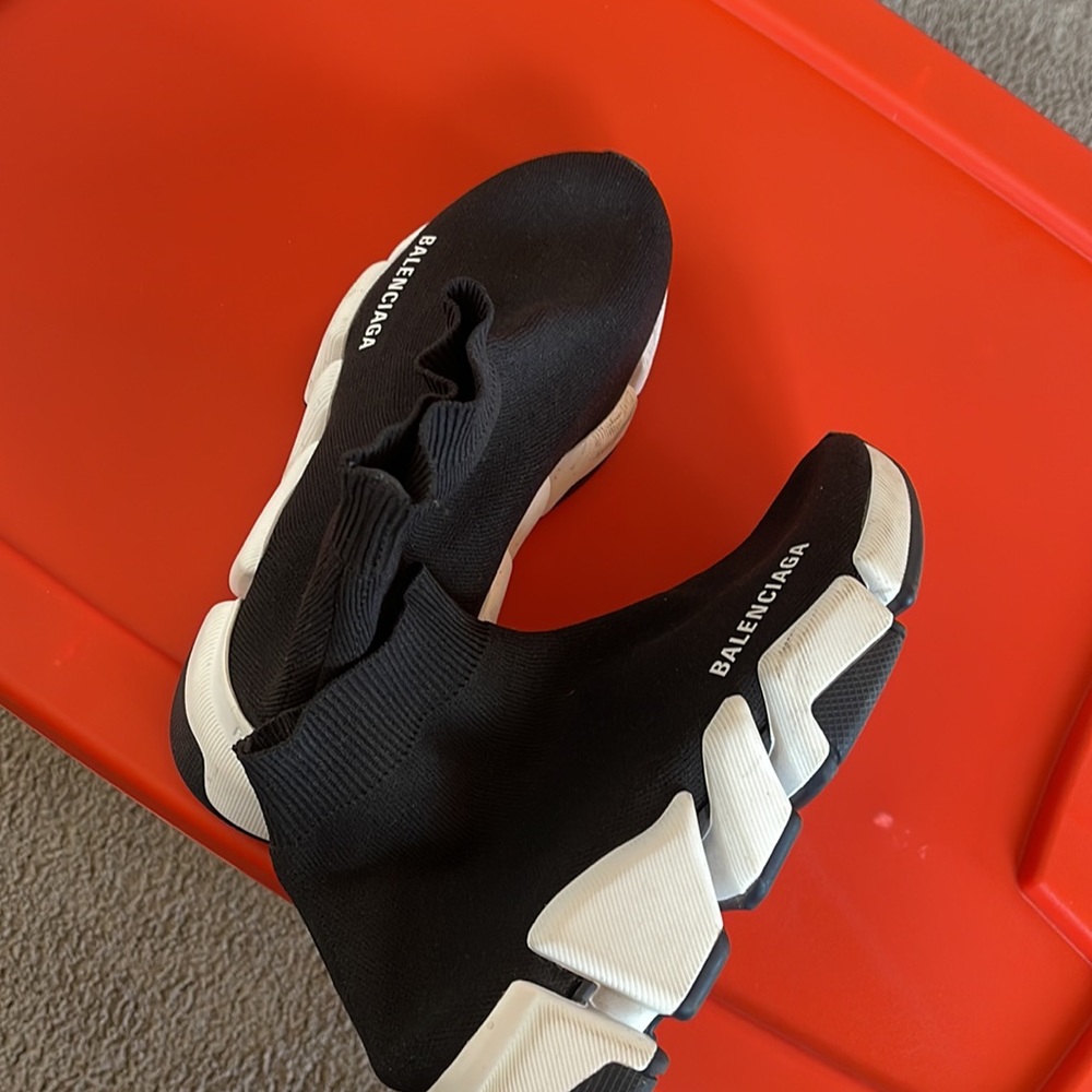 Balenciaga Women’s 8 Shoes - Picture 4 of 4